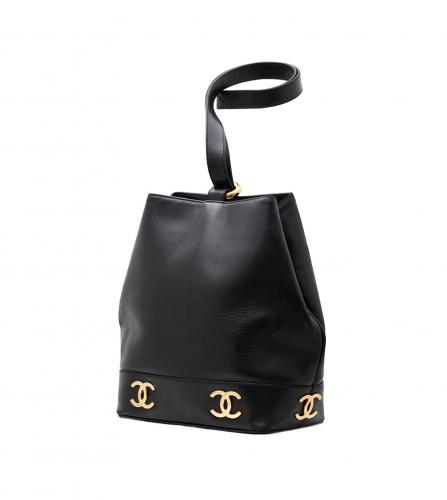 CHANEL BLACK ONE SHOULDER BAG