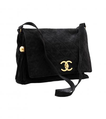 CHANEL BLACK FLAP BAG