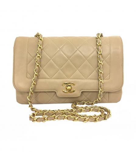 Chanel Beige Lambskin Diana Flap Bag 1989/91 – Designer Exchange Ltd